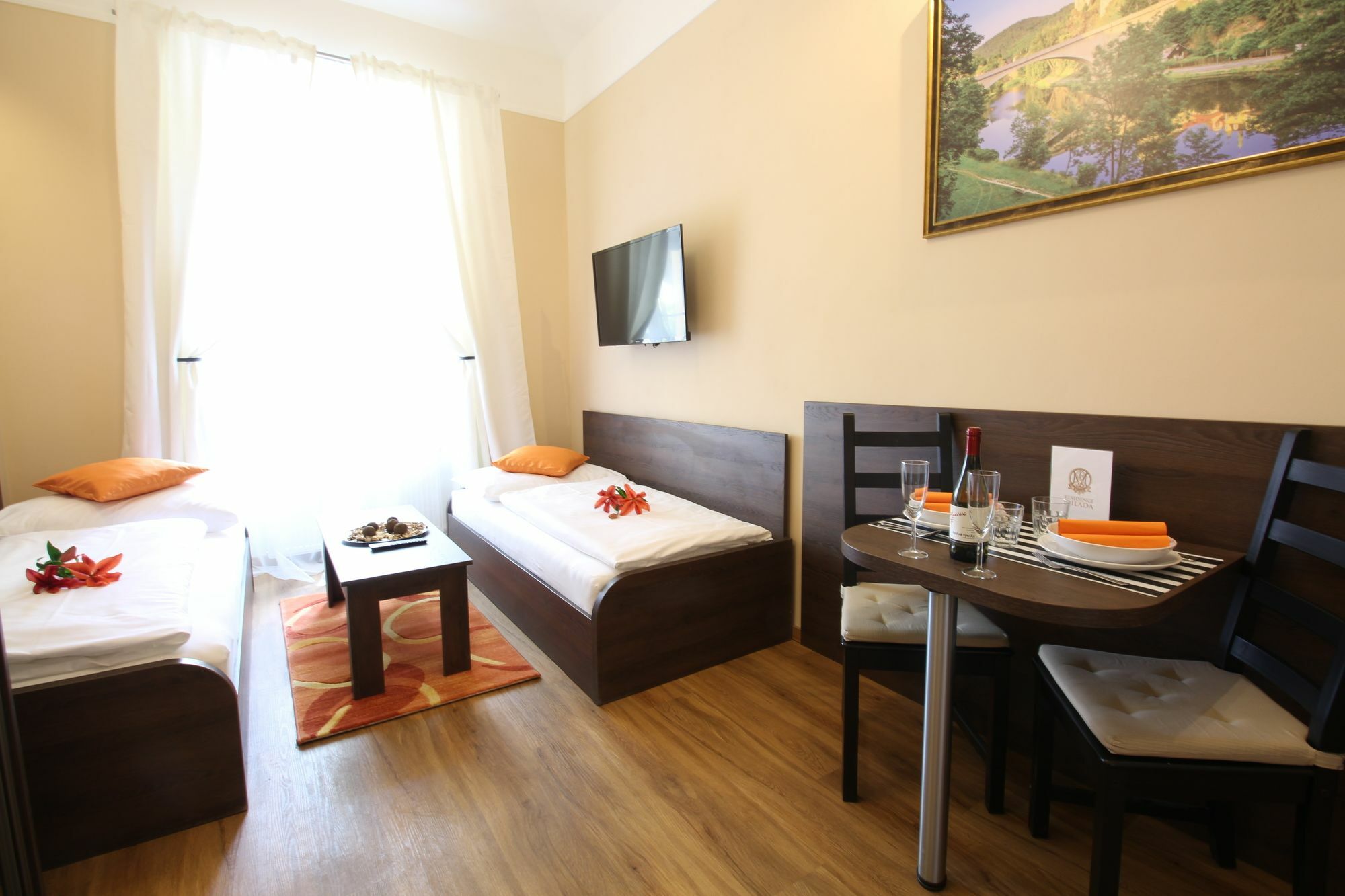 Residence Milada ปราก ภายนอก รูปภาพ